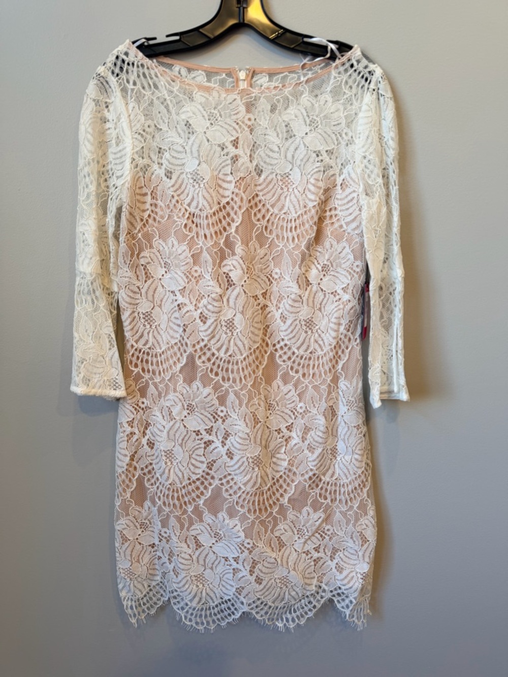 Vince Camuto Lace Overlay dress size 6